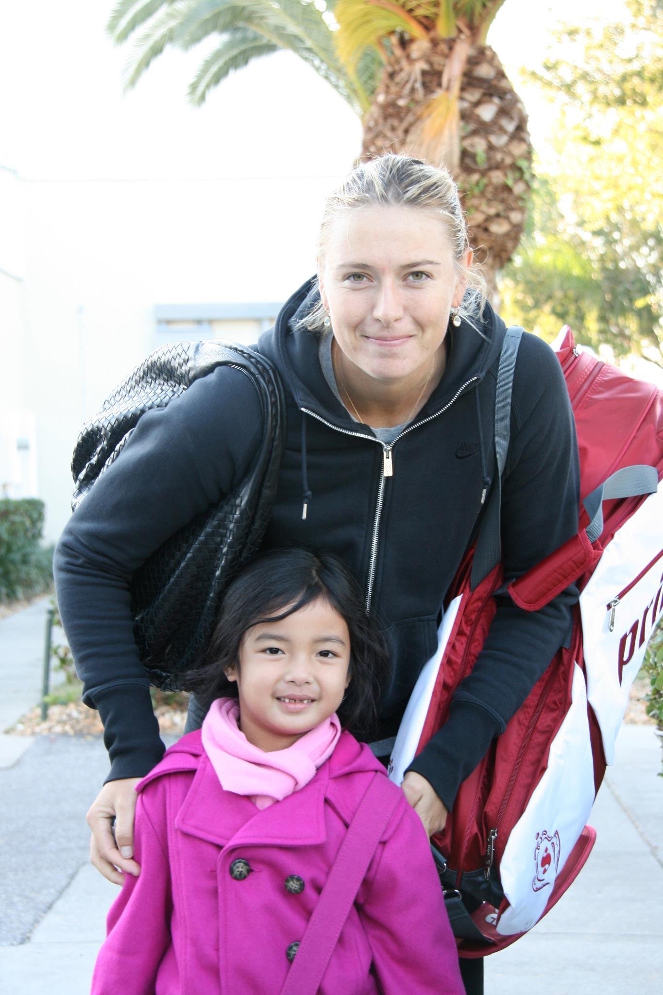 乐动体育游戏- 德约科维奇模仿莎拉波娃视频 